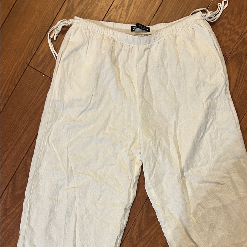 Zara women’s white linen pants